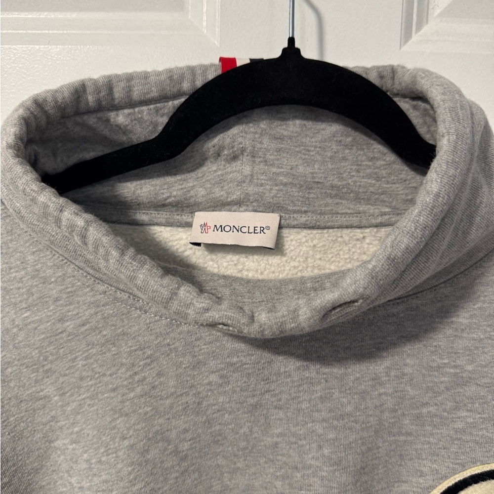 Moncler Graphic Crewneck — Authentic — Gray - Picture 2 of 6
